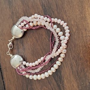 Set of 3 ( necklace, earrings and bracelet